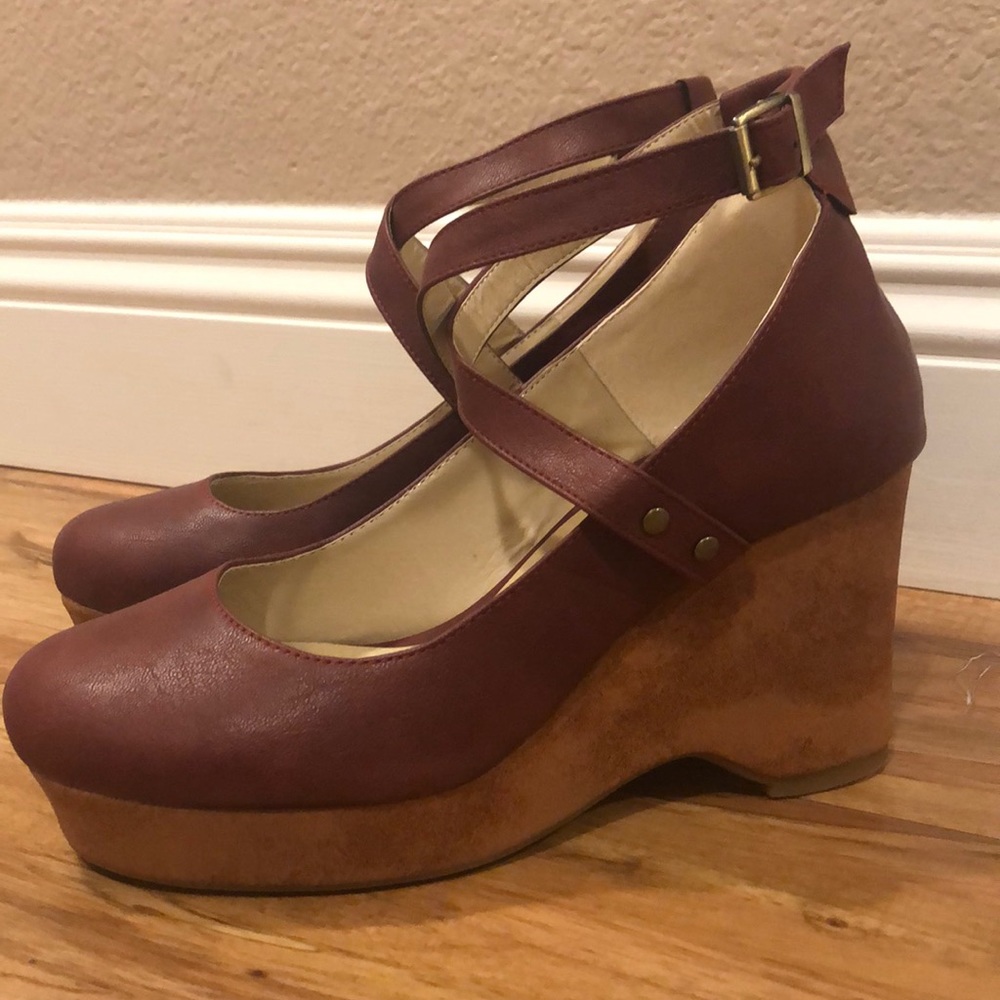 Clog wedges